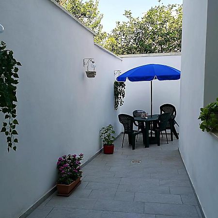 A Casa Di Sante Villa Arnesano Exterior foto